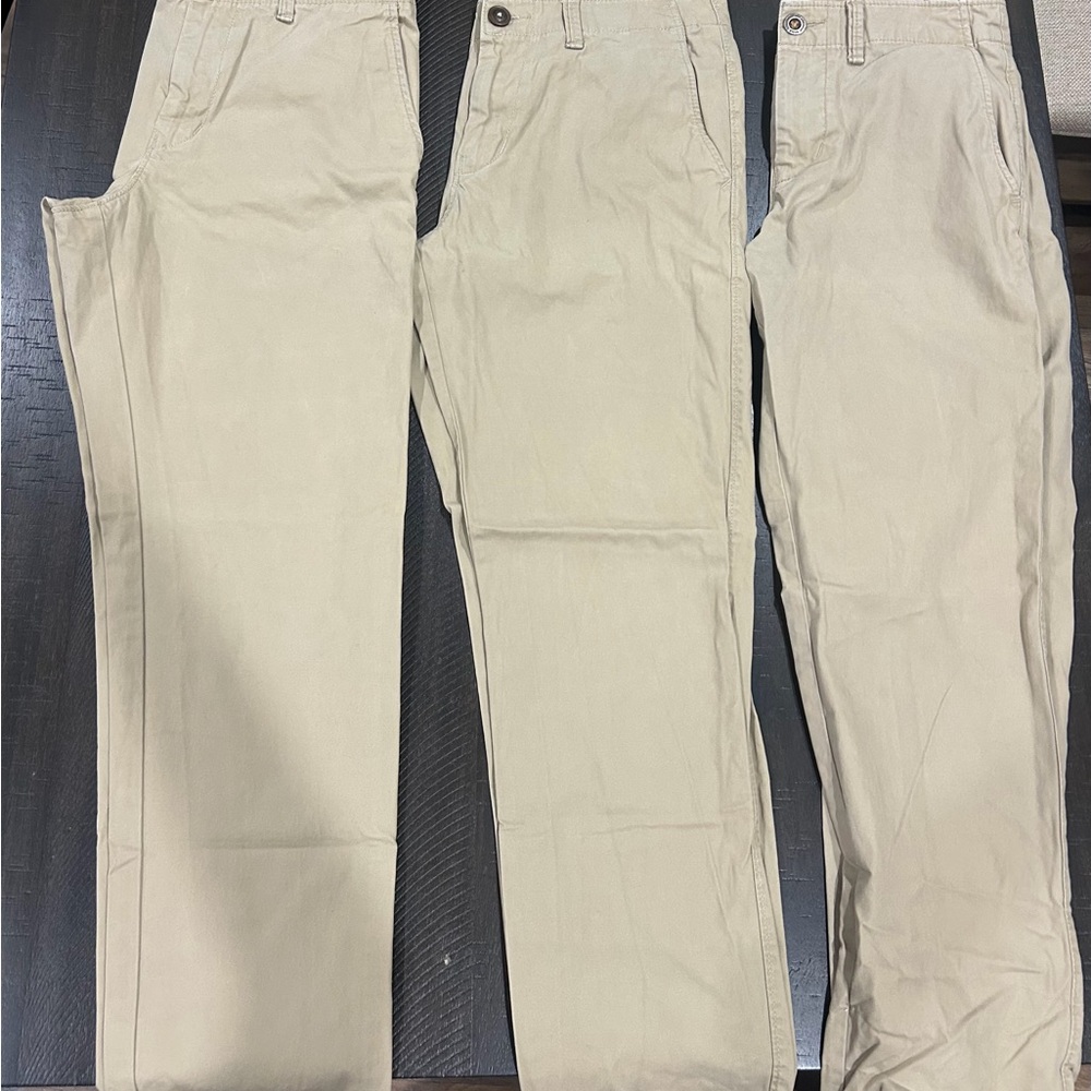 American Eagle Outfitters Men's Khaki Chinos
